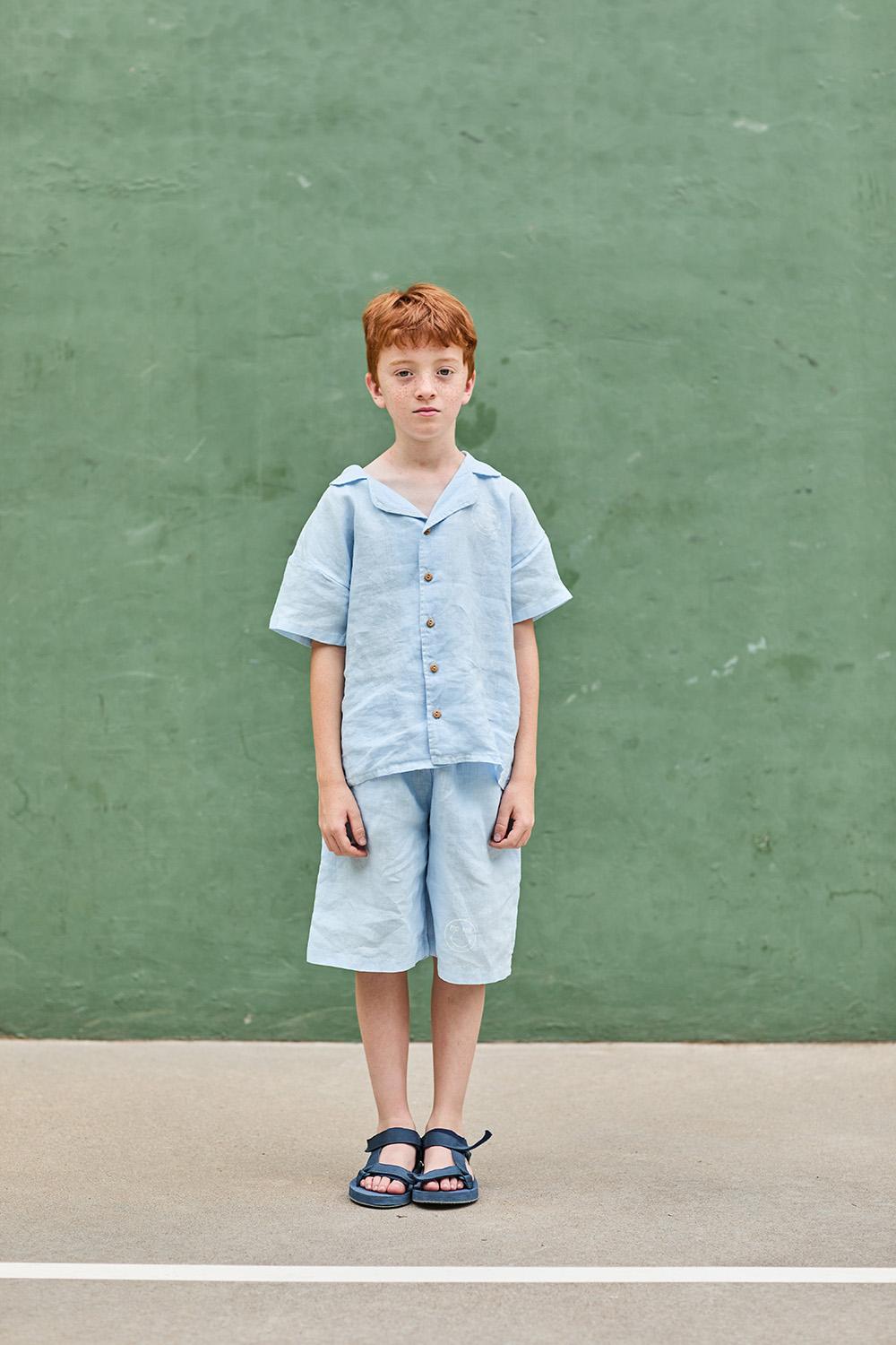 CAMISA MANGA CORTA AZUL CLARO LINO CON PEQUEÑO ESTAMPADO SMILE