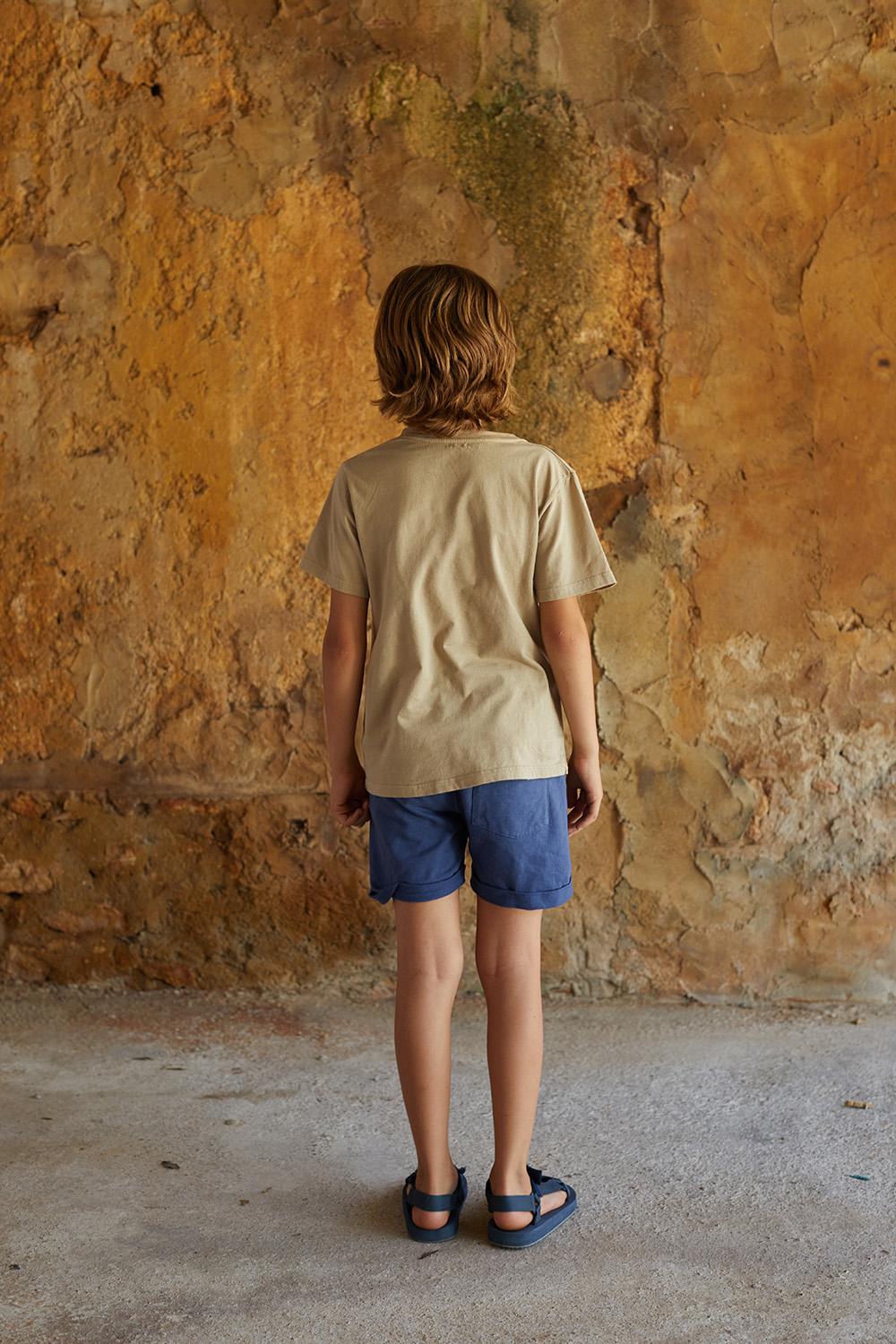 CAMISETA MANGA CORTA CAMEL CON ESTAMPADO PERA