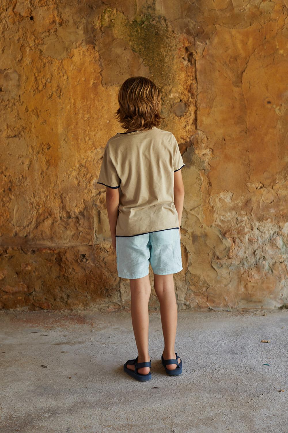 CAMISETA MANGA CORTA CAMEL ESTAMPADA CON VENTILADOR Y PÁJAROS