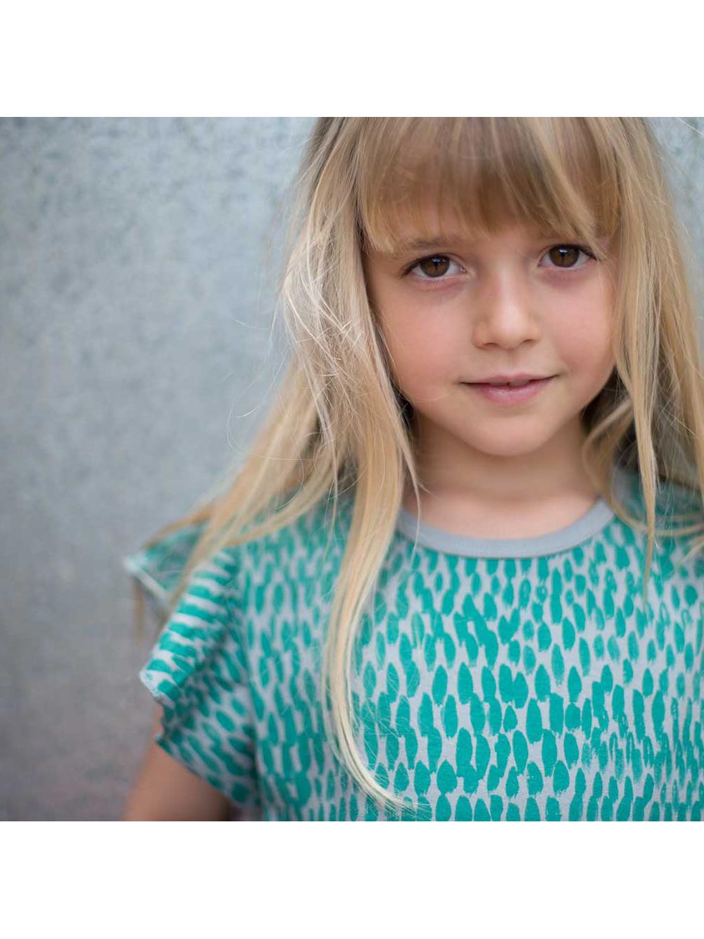 GRAY ANIMAL PRINT RUFFLED T-SHIRT
