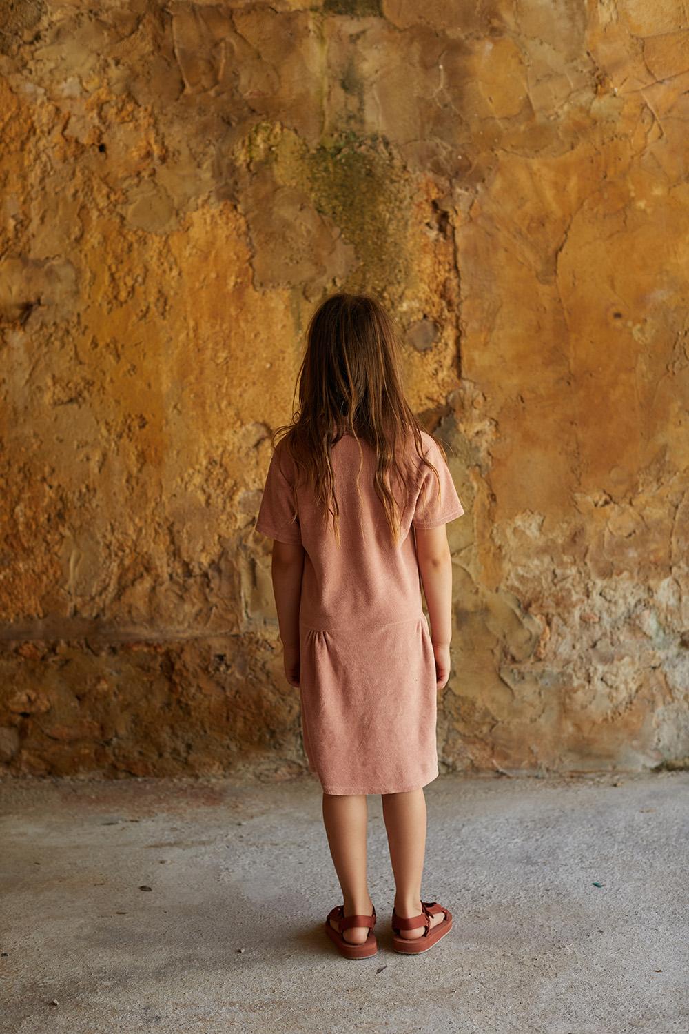 vestido-rosa-verano-niña-fresa