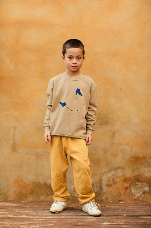 CAMEL FLYING SHOES SWEATSHIRT