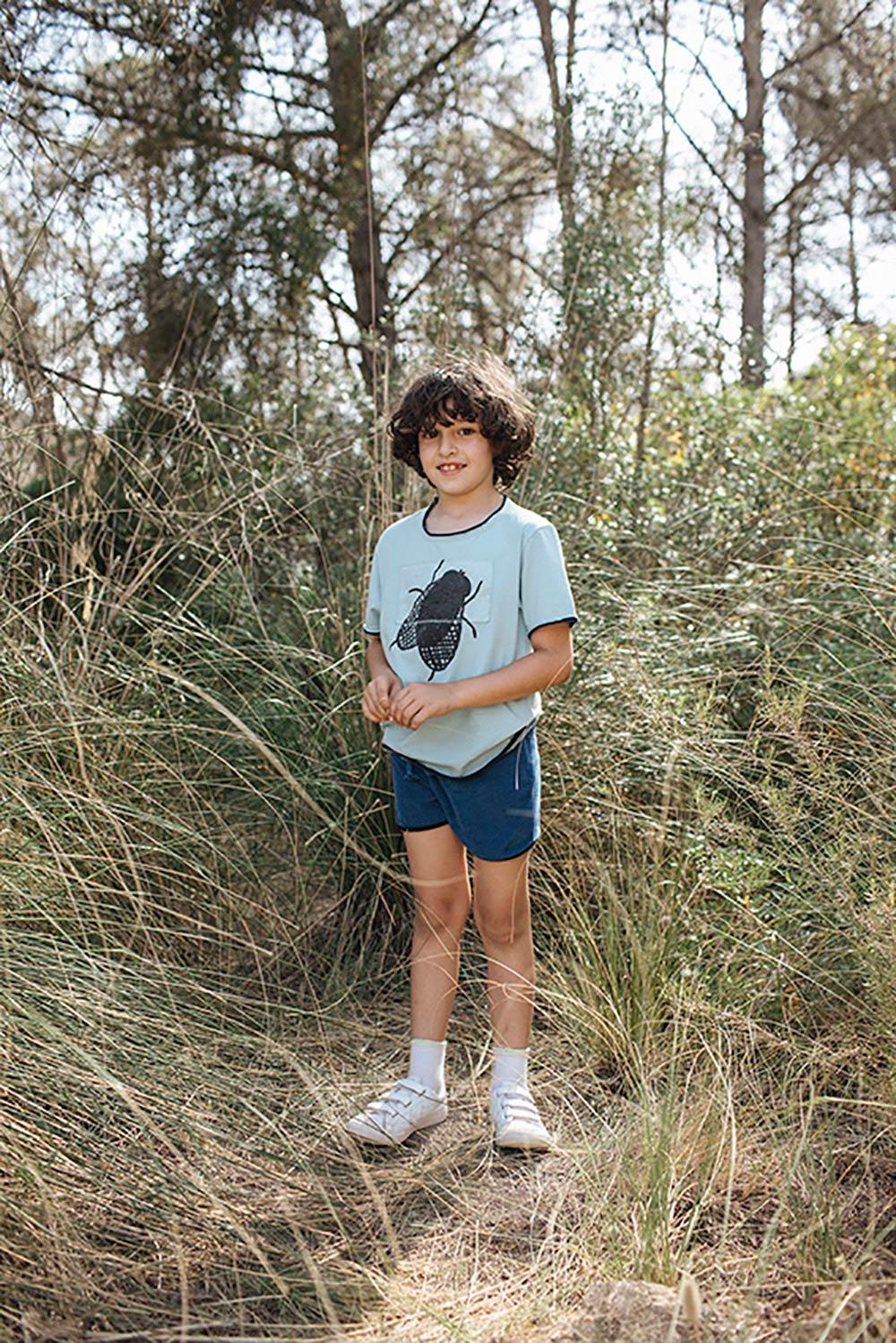 NAVY BLUE SHORTS WITH DRAWSTRING AND BLACK TRIM