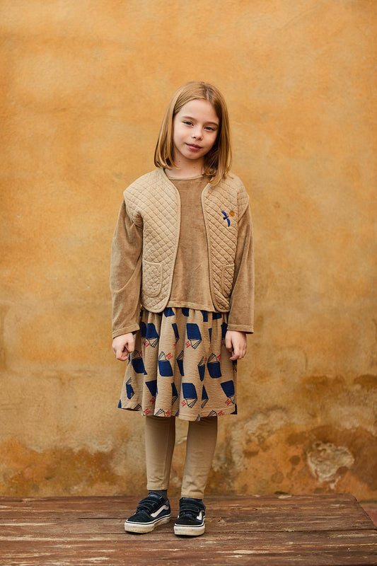 CAMEL QUILTED VEST WITH FLOWER EMBROIDERY