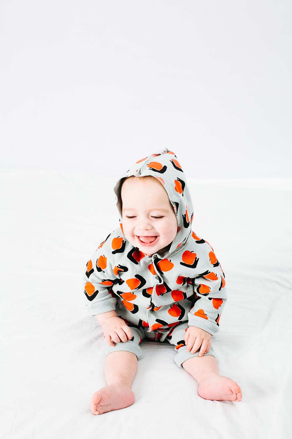 GRAY APPLE SNAIL PRINT HOODED JUMPSUIT