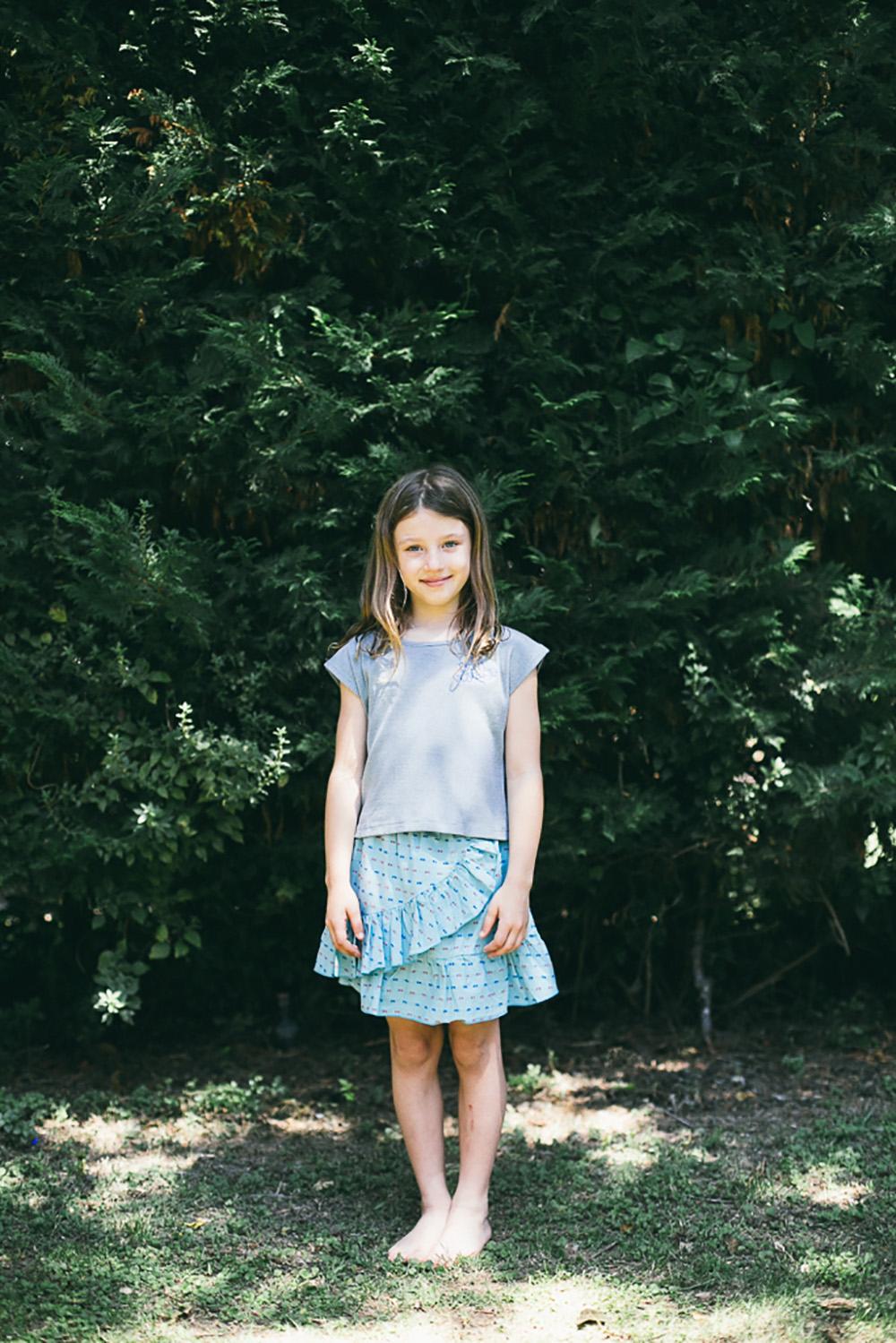 WHITE SKIRT WITH MULTICOLOR STRIPES