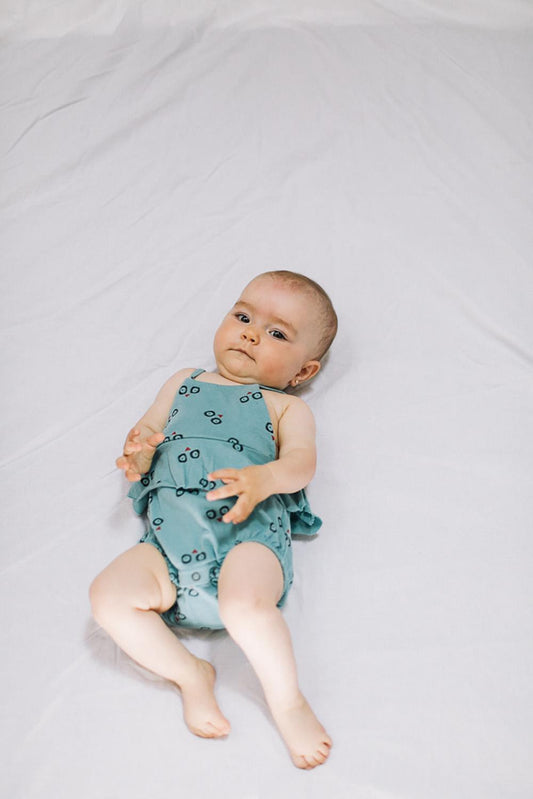 LIGHT BLUE OWL PRINTED RUFFLED BODYSUIT