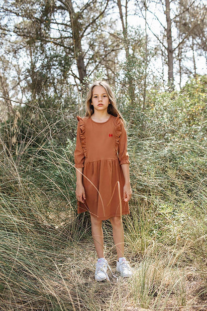 BROWN BUTTERFLY EMBROIDERED THREE-QUARTER SLEEVE DRESS